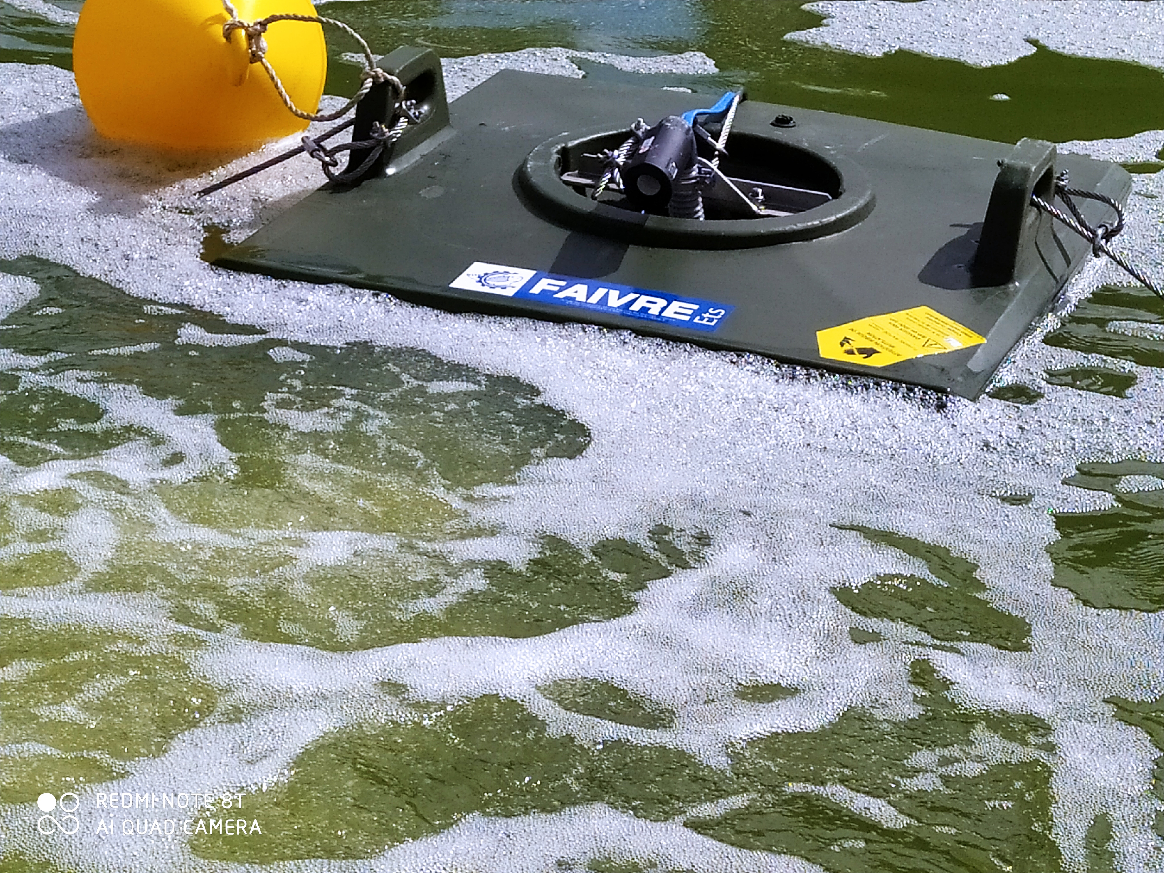 Hydroéjecteurs sur le lac d'Enghien-leslbains