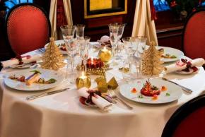 RÉVEILLON DU NOUVEL AN AU FOUQUET'S